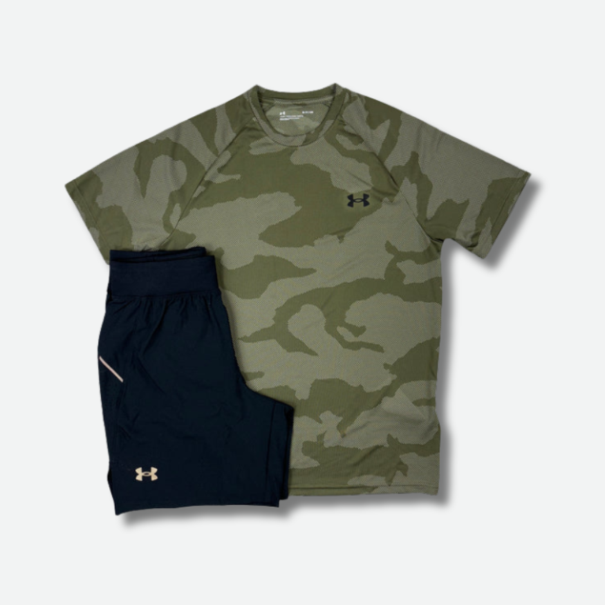 Ensemble short-t-shirt Under Kaki