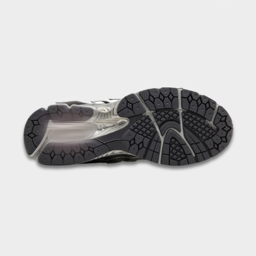 NB 1906 Metallic Silver photo 3